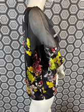 Charger l'image dans la galerie, Haut Jean Paul Gaultier taille 38