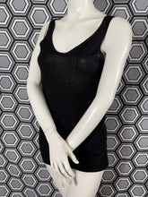 Charger l'image dans la galerie, Débardeur Prada taille 38