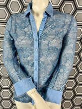 Charger l'image dans la galerie, Chemisier en résille brodée Anne Fontaine taille 38