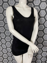Charger l'image dans la galerie, Débardeur Prada taille 38