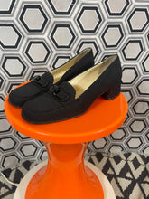 Charger l'image dans la galerie, Mocassins Prada pointure 39