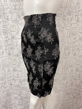 Charger l'image dans la galerie, Jupe Chantal Thomass taille 38