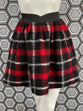 Charger l'image dans la galerie, Jupe écossaise JC de Castelbajac taille 36