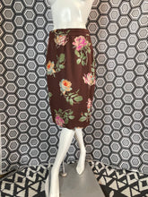 Charger l'image dans la galerie, Jupe à fleurs Ungaro taille 38