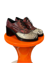 Charger l'image dans la galerie, Sublimes Chaussures en python Miu Miu pointure 36