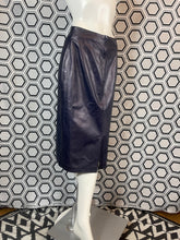 Charger l'image dans la galerie, Jupe en cuir Morabito taille 38