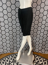 Charger l'image dans la galerie, Bermuda Red Valentino brodé de perles taille 38