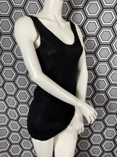 Charger l'image dans la galerie, Débardeur Prada taille 38