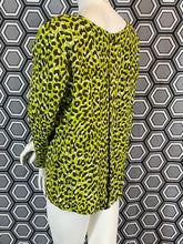 Charger l'image dans la galerie, Superbe blouse léopard Yves Saint Laurent rive gauche taille 42