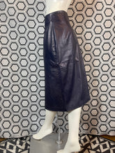 Charger l'image dans la galerie, Jupe en cuir Morabito taille 38