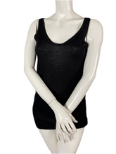 Charger l'image dans la galerie, Débardeur Prada taille 38