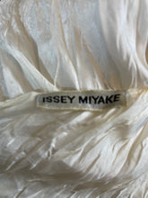 Charger l'image dans la galerie, Robe Issey Miyake taille 40