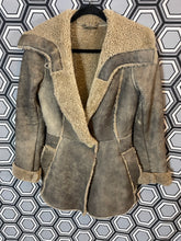 Charger l'image dans la galerie, Peau lainée Vivienne Westwood Red label taille 36