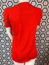 Charger l'image dans la galerie, Haut JC de Castelbajac taille 42