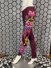 Charger l'image dans la galerie, Incroyable pantalon strass Gai Mattiolo taille 38