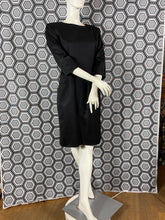 Charger l'image dans la galerie, Robe noire Courrèges taille 42