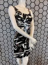 Charger l'image dans la galerie, Superbe robe à sequins Blacktie Oleg Cassini taille 38