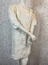 Charger l'image dans la galerie, Robe Issey Miyake taille 40