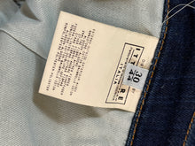 Charger l'image dans la galerie, Jupe en jeans Versace jeans couture taille 40