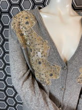 Charger l'image dans la galerie, Cardigan Manoush brodé taille 40