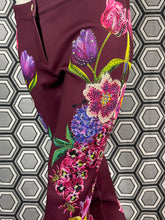 Charger l'image dans la galerie, Incroyable pantalon strass Gai Mattiolo taille 38