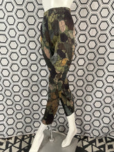 Charger l'image dans la galerie, Pantalon imprimé Pleats Please Issey Miyake