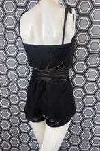 Charger l'image dans la galerie, Ensemble de plage : combishort et paréo métallisé taille 38