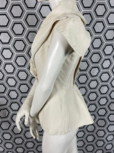 Charger l'image dans la galerie, Veste emblématique Alexander McQueen taille 40
