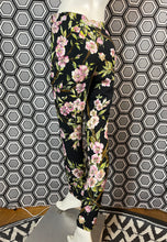 Charger l'image dans la galerie, Pantalon à fleurs Dolce & Gabbana taille 34