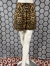 Charger l'image dans la galerie, Short léopard Giambattista Valli taille 36