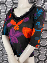 Charger l'image dans la galerie, Haut Dolce & Gabbana fleurs taille 36