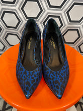 Charger l'image dans la galerie, Escarpins bleu merallisé léopard pointure 37,5 italienne.