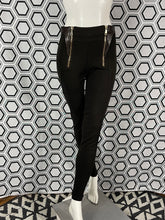 Charger l'image dans la galerie, Pantalon Givenchy empiècement cuir taille 36