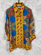 Charger l'image dans la galerie, Chemisier long Gianfranco Ferre taille 38