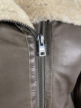 Charger l'image dans la galerie, Veste cuir peau retournée Paul Smith taille 36