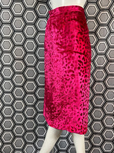 Charger l'image dans la galerie, Jupe en velours Yves Saint Laurent rive gauche taille 44