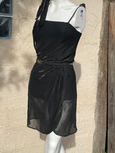 Charger l'image dans la galerie, Ensemble de plage : combishort et paréo métallisé taille 38