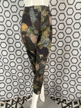 Charger l'image dans la galerie, Pantalon imprimé Pleats Please Issey Miyake