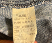 Charger l'image dans la galerie, Veste en jeans Moschino taille 40