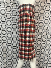 Charger l'image dans la galerie, Superbe jupe taille haute Chanel taille 40