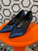 Charger l'image dans la galerie, Escarpins bleu merallisé léopard pointure 37,5 italienne.