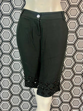 Charger l'image dans la galerie, Bermuda Red Valentino brodé de perles taille 38