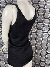 Charger l'image dans la galerie, Débardeur Prada taille 38