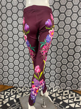 Charger l'image dans la galerie, Incroyable pantalon strass Gai Mattiolo taille 38