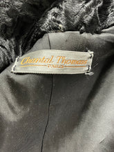 Charger l'image dans la galerie, Ensemble Chantal Thomass en astrakan vintage taille 36