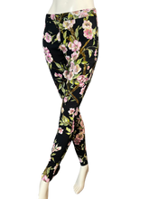 Charger l'image dans la galerie, Pantalon à fleurs Dolce & Gabbana taille 34