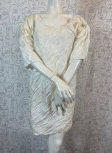 Charger l'image dans la galerie, Robe Issey Miyake taille 40