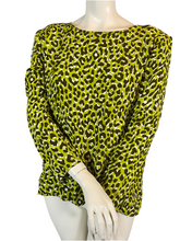 Charger l'image dans la galerie, Superbe blouse léopard Yves Saint Laurent rive gauche taille 42