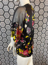 Charger l'image dans la galerie, Haut Jean Paul Gaultier taille 38