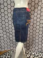 Charger l'image dans la galerie, Jupe en jeans Versace jeans couture taille 40